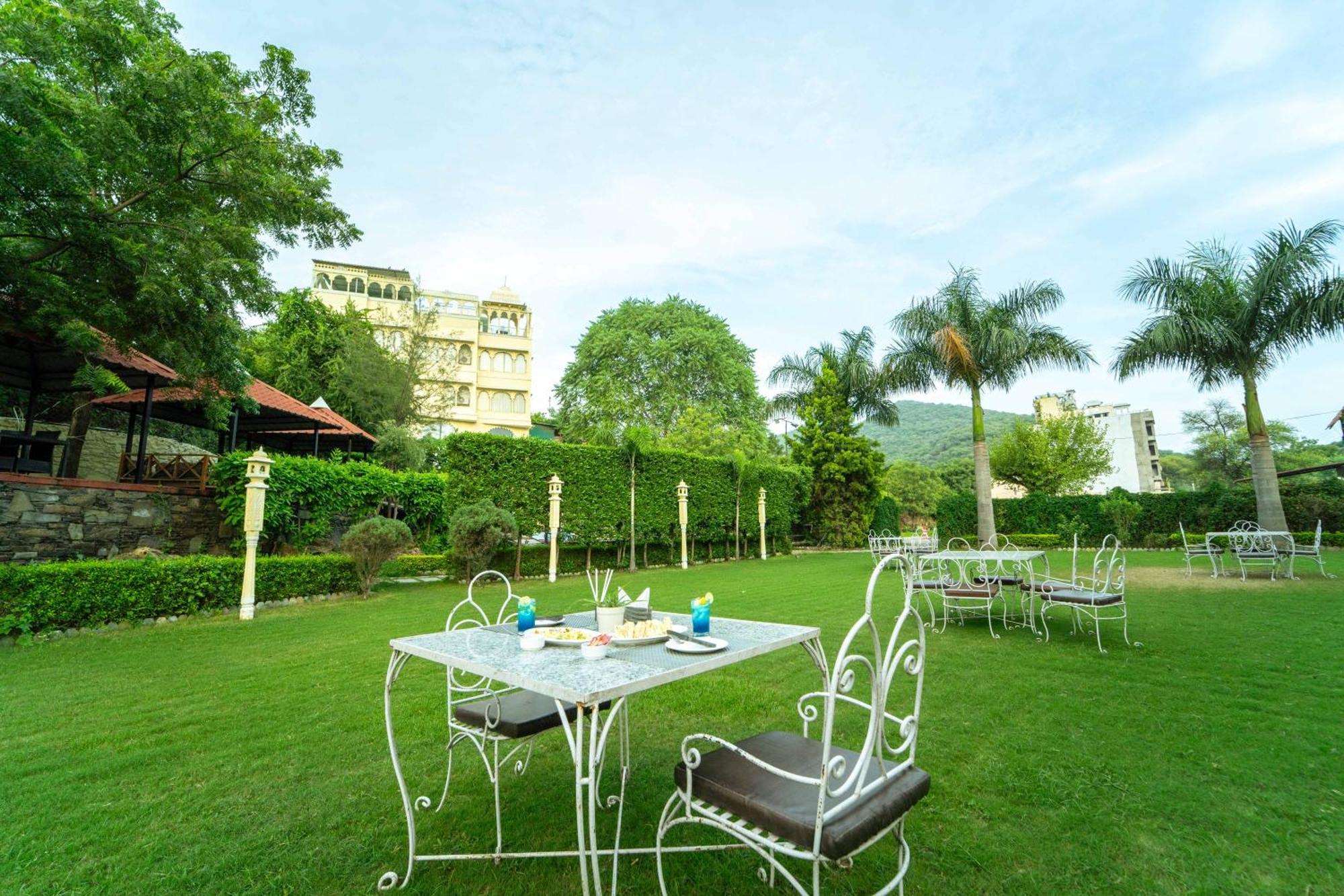 Treebo The Aravali Getaway Hotel Udaipur Exterior photo