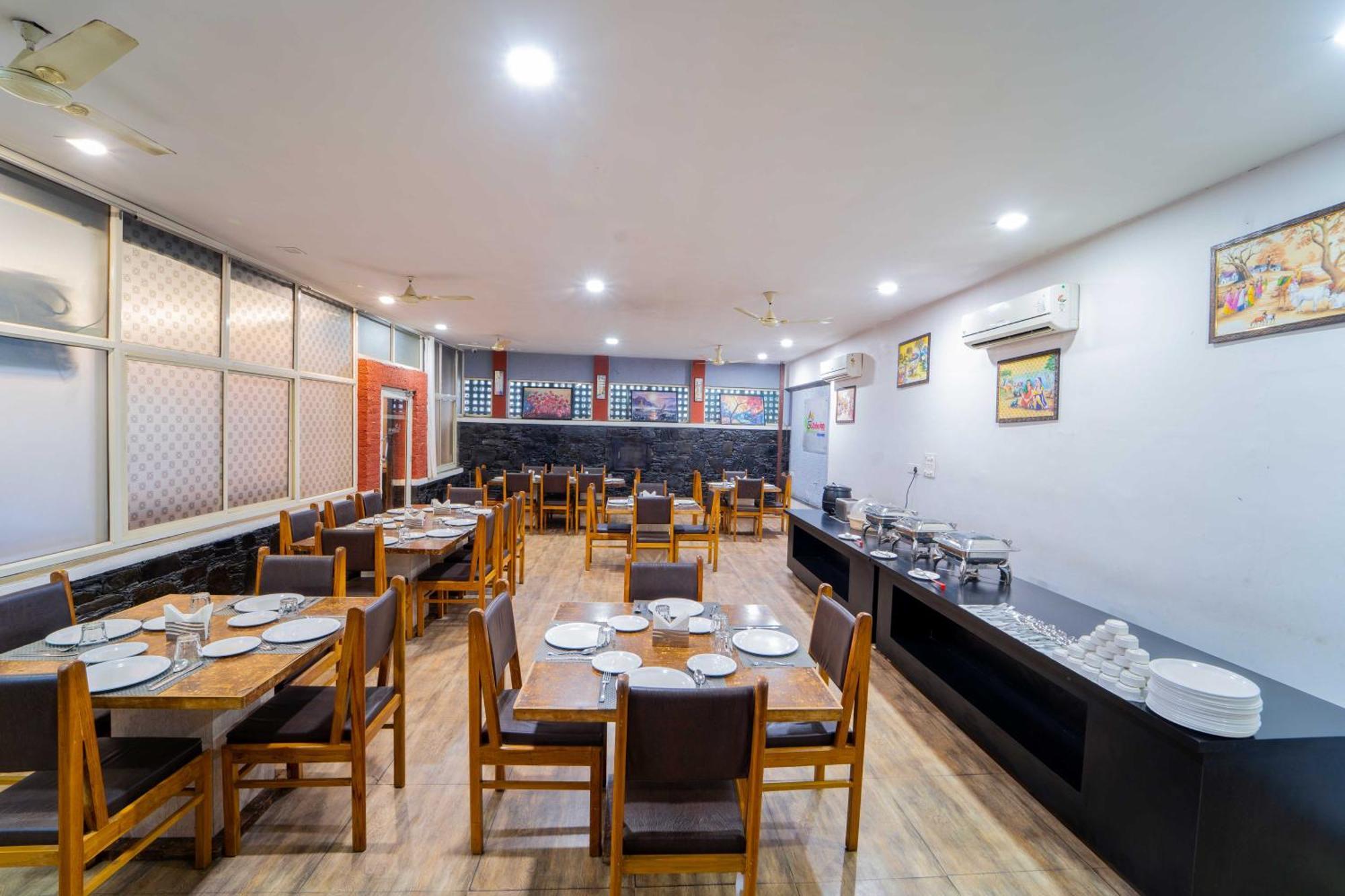 Treebo The Aravali Getaway Hotel Udaipur Exterior photo